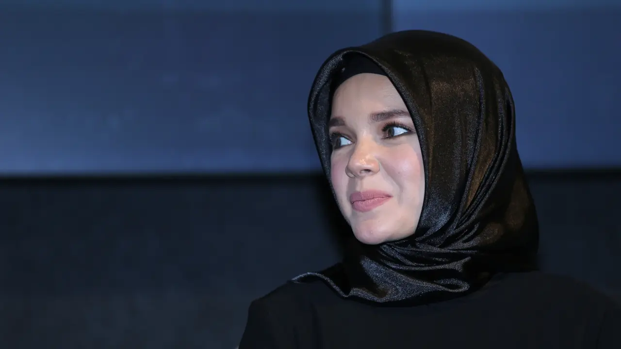 [Bintang] Dewi Sandra