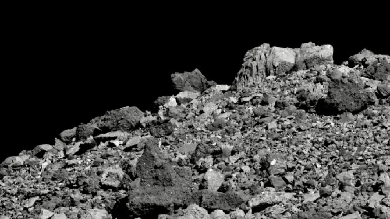Ilustrasi bebatuan asteroid: Credit: NASA Goddard Space Flight Center / University of Arizona
