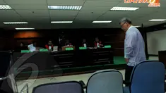 Sidang lanjutan sengketa pilkada Lebak kembali digelar dengan terdakwa Akil Mochtar di Pengadilan Tipikor Jakarta, Kamis (10/4/2014) (Liputan6.com/Faisal R Syam).