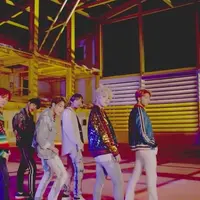 Simak BTS beraksi dengan single andalan mereka, DNA. (Big Hit)