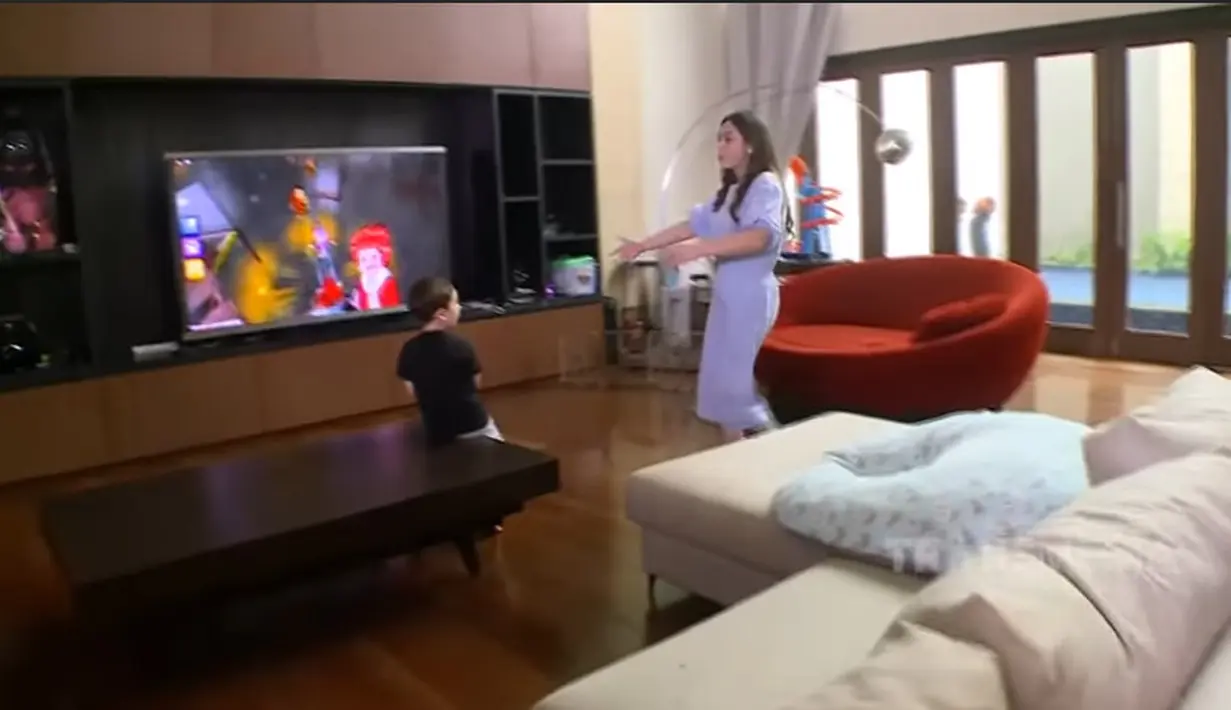 Rumah Celine Evangelista (Youtube/TRANS TV Official)