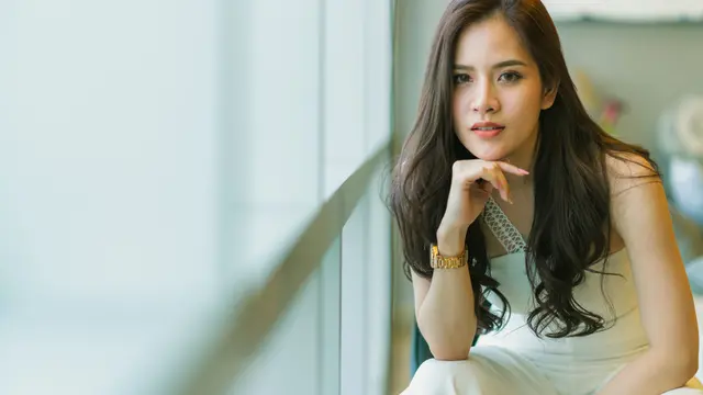 4 Keuntungan Punya Rambut Kuat, Fleksibel dan Bisa Diapain Aja Seperti Beauty Blogger