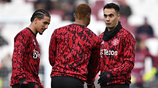 Foto: Resmi Dipulangkan ke Tottenham Hotspur, Ini Potret Aksi Sergio Reguilon saat Dipinjam MU