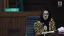 Terdakwa gratifikasi dan suap pemberian izin lokasi perkebunan kelapa sawit, Rita Widyasari pada sidang lanjutan di Pengadilan Tipikor, Jakarta, Rabu (16/5). Sidang mendengar keterangan saksi. (Liputan6.com/Helmi Fithriansyah)