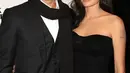 Melansir Hollywoodlife, seorang sumber yang diwawancara secara eksklusif mengatakan kini Pitt dan Jolie berusaha untuk tidak mementingkan ego mereka masing-masing dan meninggalkan drama selama ini. (AFP/Bintang.com)