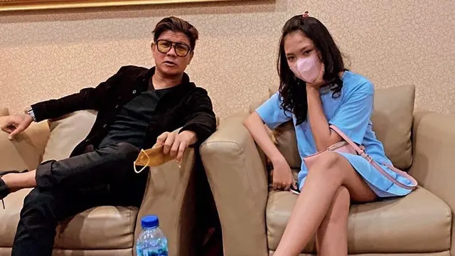 Jarang Terekspos, Ini 6 Potret Kebersamaan Andika Mahesa dan Putri Sulungnya