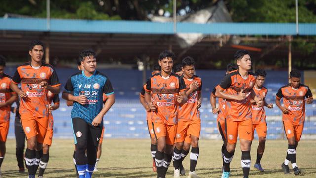 Liga 1: Persiraja Ditinggal Banyak Pemain Inti, Suporter Percayakan  Seluruhnya pada Manajemen - Indonesia Bola.com