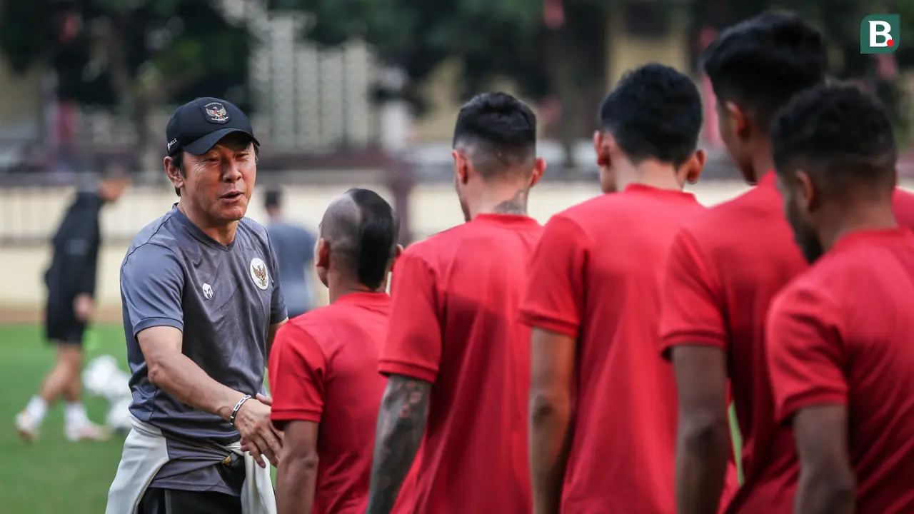 Latihan Timnas Indonesia Senior dan Timnas Indonesia U-20