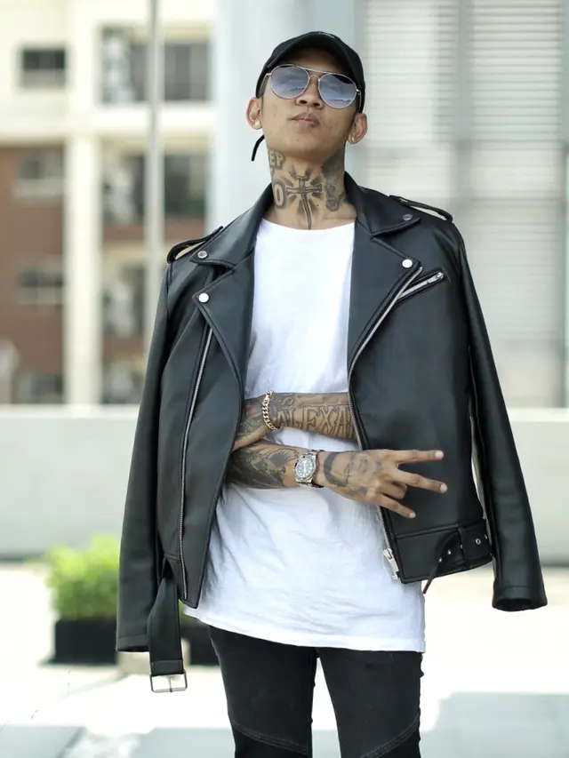 [Bintang] Young Lex