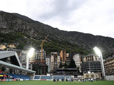 Suasana latihan timnas Prancis di stadion Nasional di Andorra La Vella (10/6/2019). Prancis akan bertanding melawan timnas Andorra pada grup H Kualifikasi Piala Eropa 2020 di Estadi Nacional d'Andorra. (AFP Photo/Franck Fife)