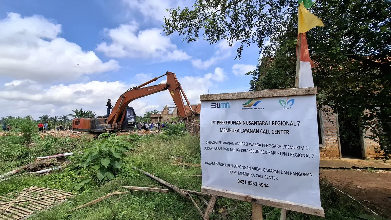 Eksekusi lahan HGU PTPN I di Desa Sido Sari, Lampung Selatan. Foto : (Liputan6.com/Ardi).