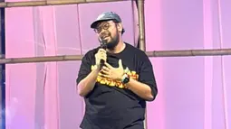 Hifdzi Khoir Gagal Bawakan Lagu Istri Gara-gara Penonton Lanjutkan Lirik Laskar Pelangi