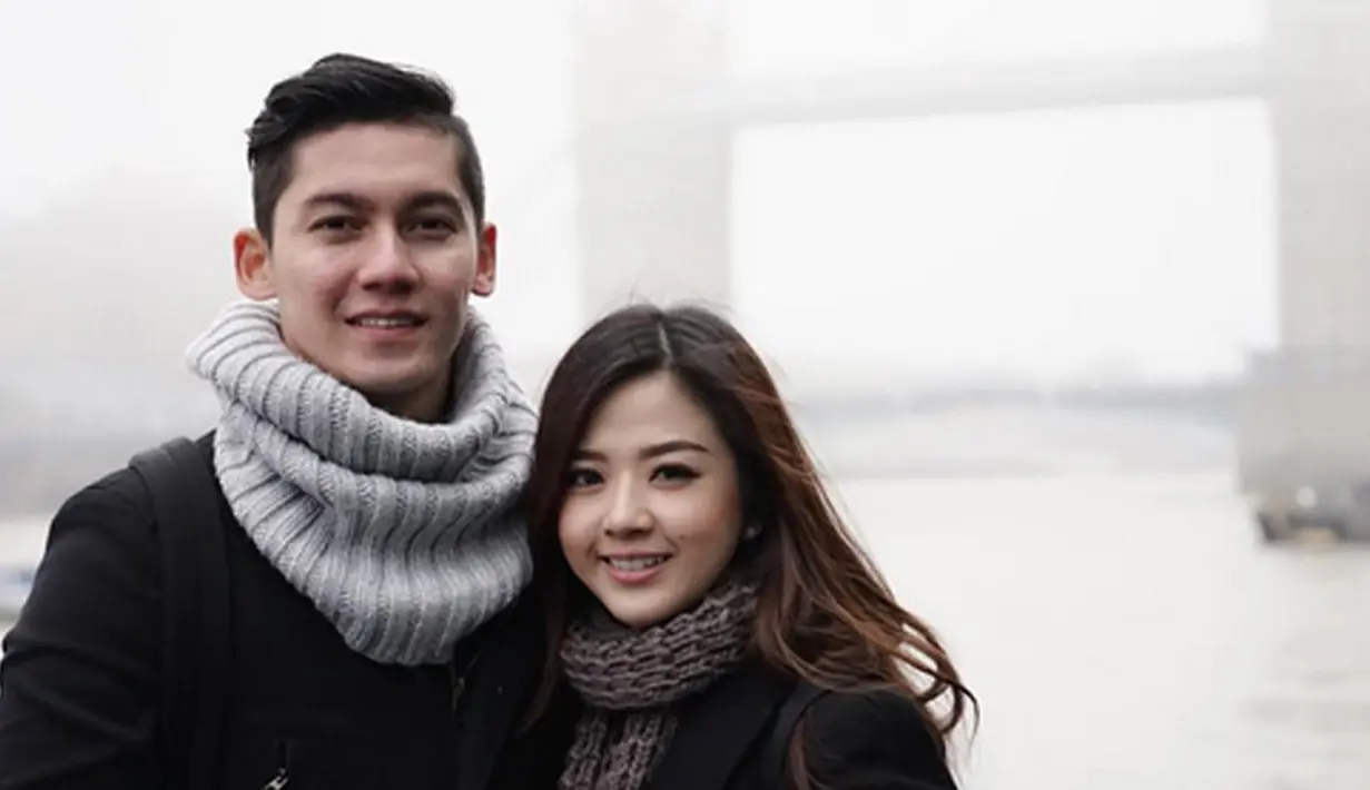 Tidak mengikuti program kehamilan, ia dan Samuel hanya berharap penuh untuk segera mendapatkan anak. Pasangan ini mengingkan kehamilan dengan cara yang alami. (Instagram/samuel_zylgwyn)