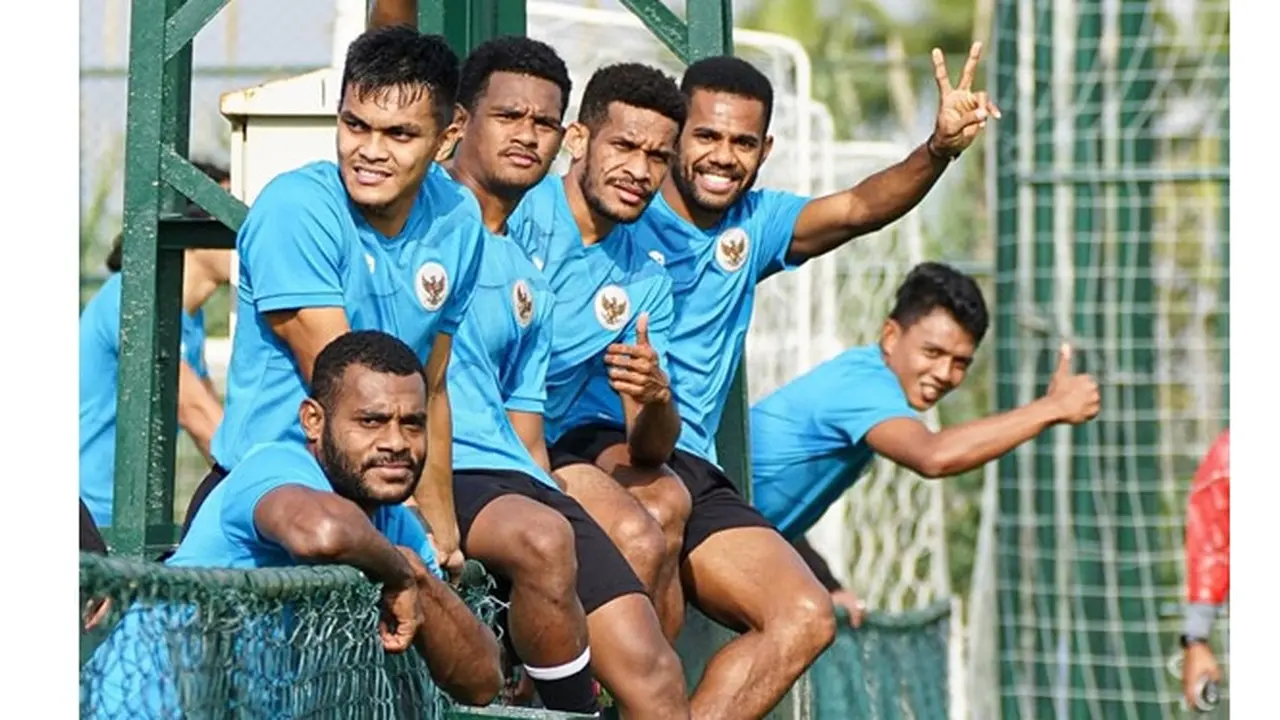 5 Aksi Pemain Persebaya saat Latihan Bersama Timnas Jelang Laga Piala AFF