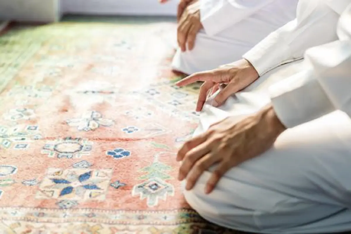 Ilustrasi sholat tarawih 11 rakaat (dok.Freepik)