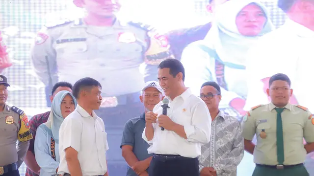 Mentan Salurkan Bantuan Rp534 Miliar