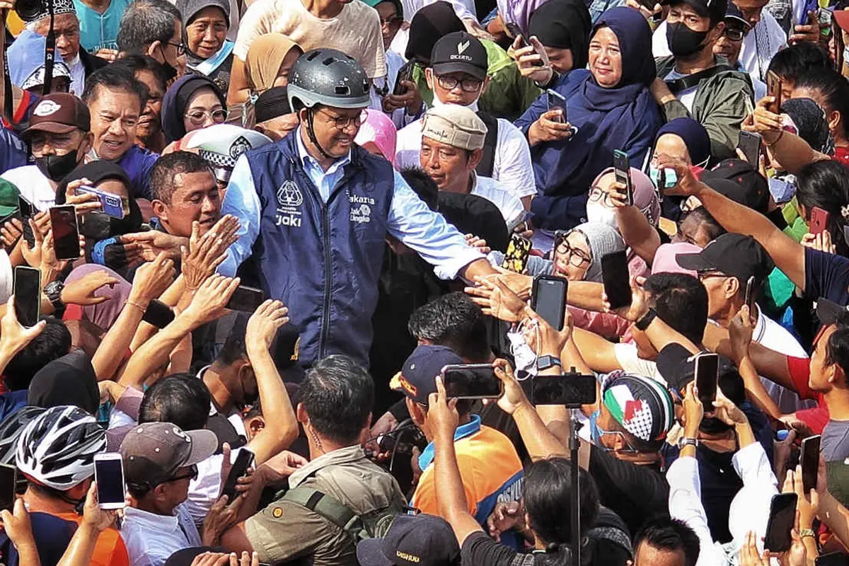 Hari Terakhir Menjabat, Anies Baswedan Sapa Warga Jakarta