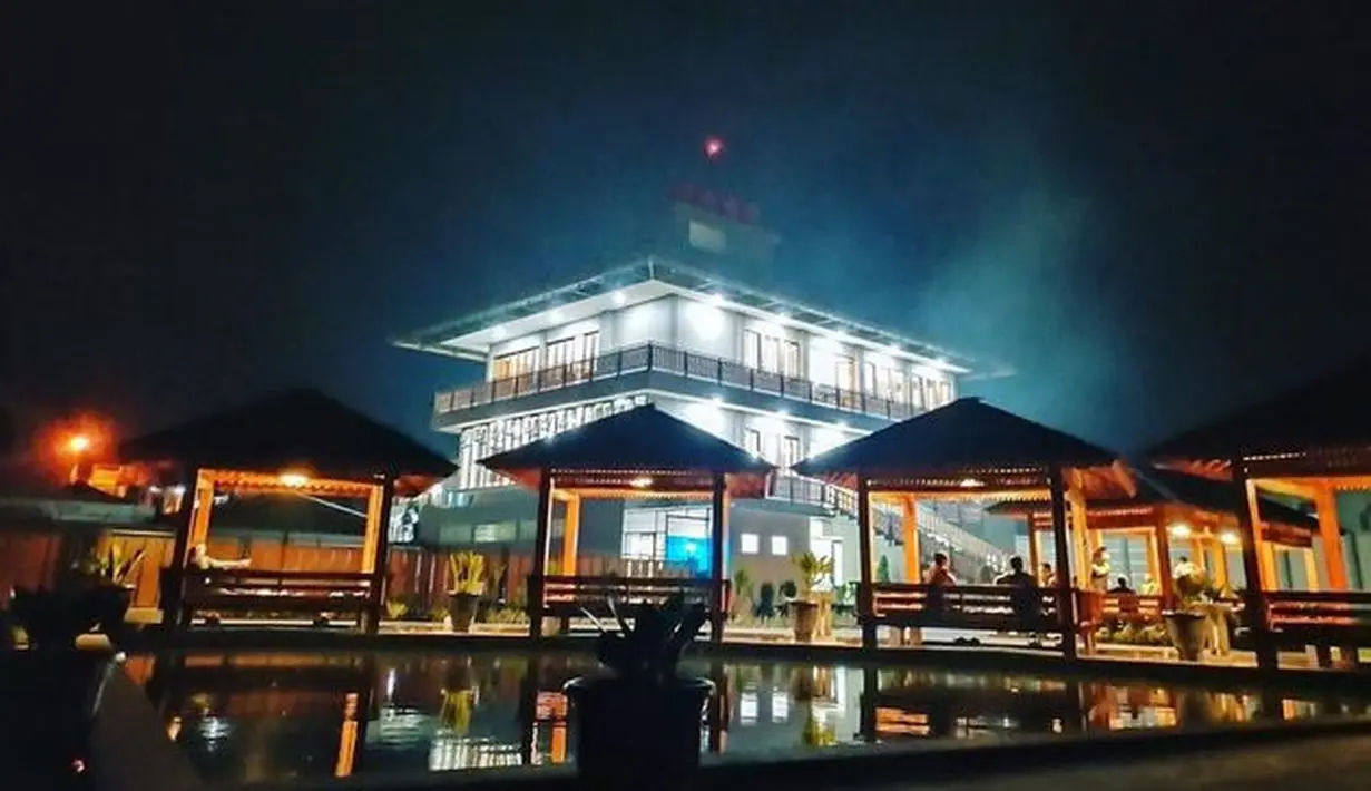 Restoran ini menjual makanan khas Sunda dan memilki total tiga cabang. [Instagram @rm.sangkanhurip]