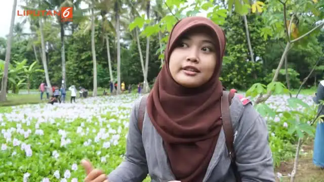 Keberadaan telepon genggam berkamera dan media sosial,menjadikan para penggila foto diri alias selfi selalu berburu tempat-tempat menarik. jika sebelumnya di Gunung Kidul Yogyakarta.