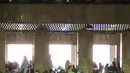 Suasana acara Silaturahim dan Pengajian Kaum Syarikat Islam di Masjid Istiqlal, Jakarta, Minggu (21/10). Acara yang dihadiri oleh ribuan anggota dari berbagai daerah ini dalam rangka Tasyakur Milad ke-113 Syarikat Islam. (Merdeka.com/Iqbal S Nugroho)