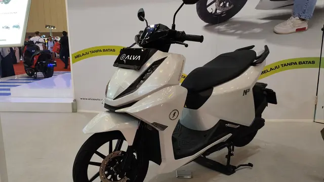Polytron FOX 200 jadi motor termurah di IMOS 2025, dibanderol Rp 11,5 juta dengan jarak tempuh 85 km. (Muhamad Ridwan/Liputan6.com)