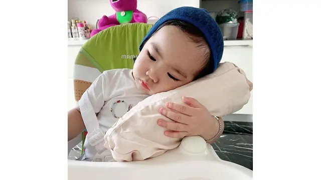 6 Potret Gemas Sheena Gabriella Anak Momo Gheisha, Bisa Pose Pura-pura Marah