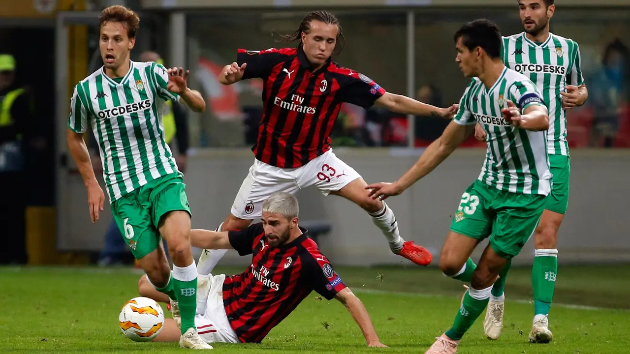 Jamu Real Betis, AC Milan Keok di Kandang Sendiri