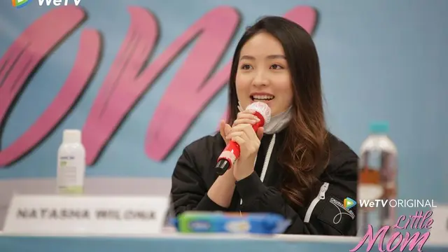 6 Potret Natasha Wilona Syukuran Web Series, Bakal Adu Akting Bareng Al Ghazali