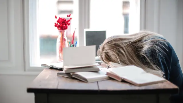 Penyebab Tubuh Lemas dan Hilang Tenaga Akibat Faktor Penyakit