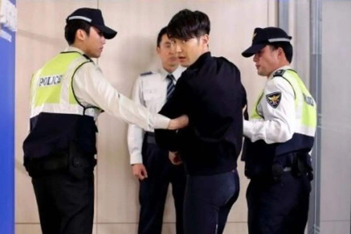 Siwon Super Junior Bikin Heboh Saat Ditangkap Polisi