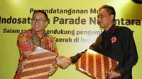 President Director dan CEO PT Indosat, Tbk Alexander Rusli dan Ketua Umum Parade Nusantara Sudir Santoso