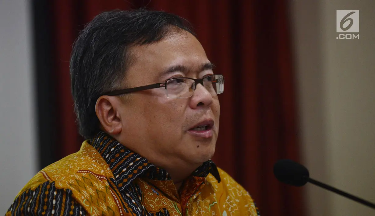 Menteri PPN/Bappenas, Bambang Brodjonegoro memberikan keterangan terkait rencana pemindahan ibu kota negara di Jakarta, Selasa (30/4/2019). Pemindahan Ibu Kota negara membutuhkan waktu yang cukup lama, yakni sekitar 5 sampai 10 tahun dan juga persiapan yang matang. (merdeka.com/Imam Buhori)