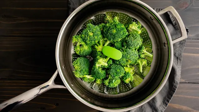 sayur panci mengukus merebus