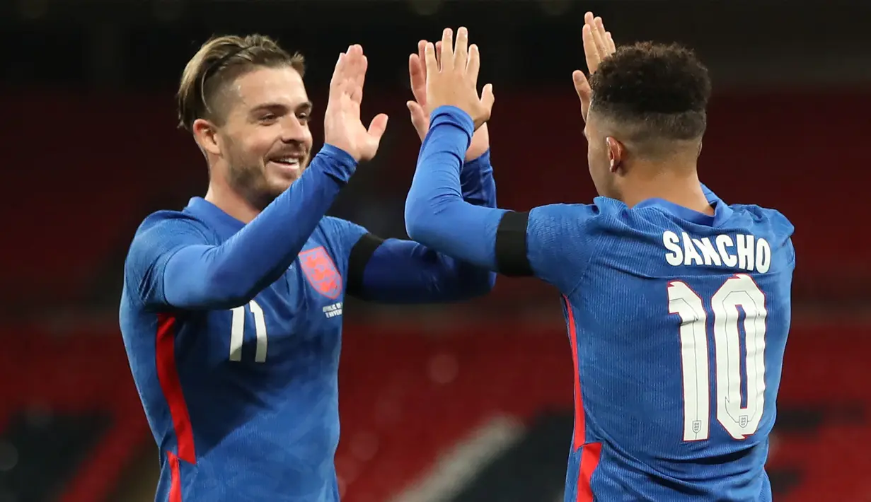 Jack Grealish - Grealish mampu tampil apik pada musim ini bersama Aston Villa dengan membukukan tujuh gol dan 12 assist dari 27 pertandingan. Tak heran jika pelatih Gareth Southgate memanggilnya untuk menjadi salah satu motor serangan The Three Lions di Euro 2020. (Foto: AFP/Pool/Nick Potts)