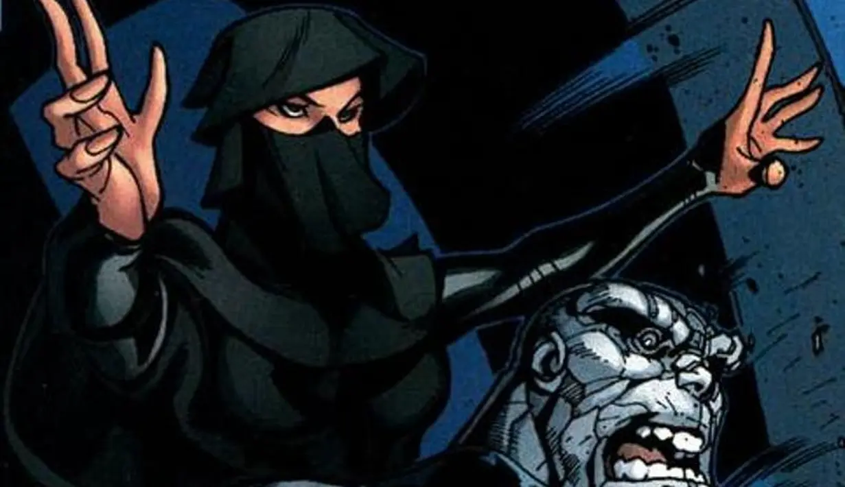 Soorayah Qadir adalah mutant dan menjadi anggota X-Men. Ia miliki kemampuan untuk mengubah dirinya menjadi pasir. (SuperheroPedia.xyz)