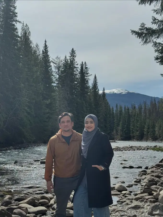 Cindy Fatikasari dan keluarga di Kanada (Instagram/cindyfatikasari18)