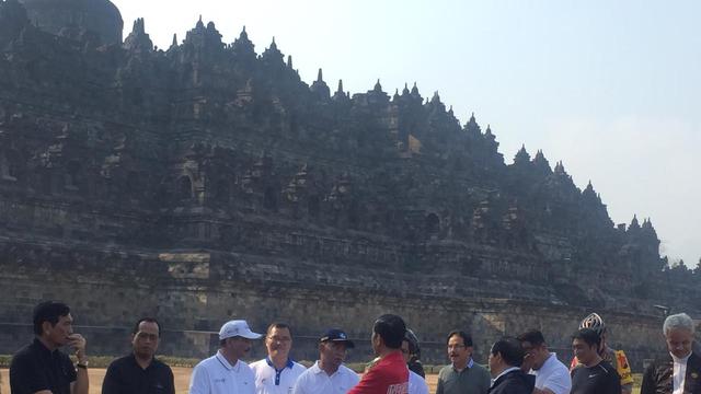 Presiden Joko Widodo atau Jokowi menyebut perlu adanya pengaturan yang baik di kawasan wisata Candi Borobudur.