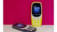 Sisi bawah Nokia 3310 (Sumber: The Verge)