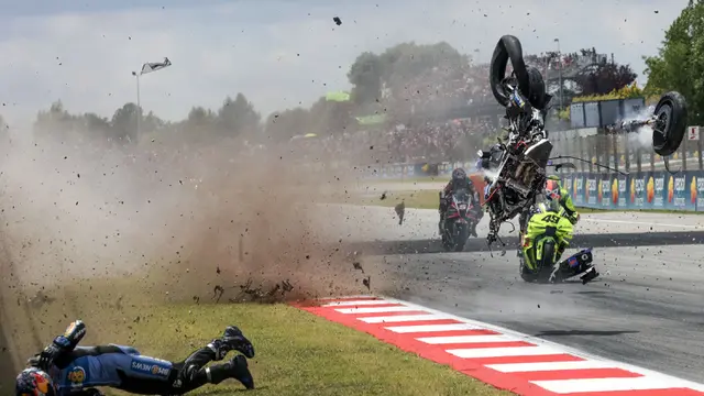 Foto: Insiden Horor Alex Marquez saat MotoGP Catalunya 2026, Berakhir dengan Patah Tulang Selangka