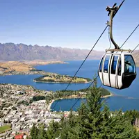 Bob's Peak, Queenstown, Selandia Baru. (skyline.co.nz)
