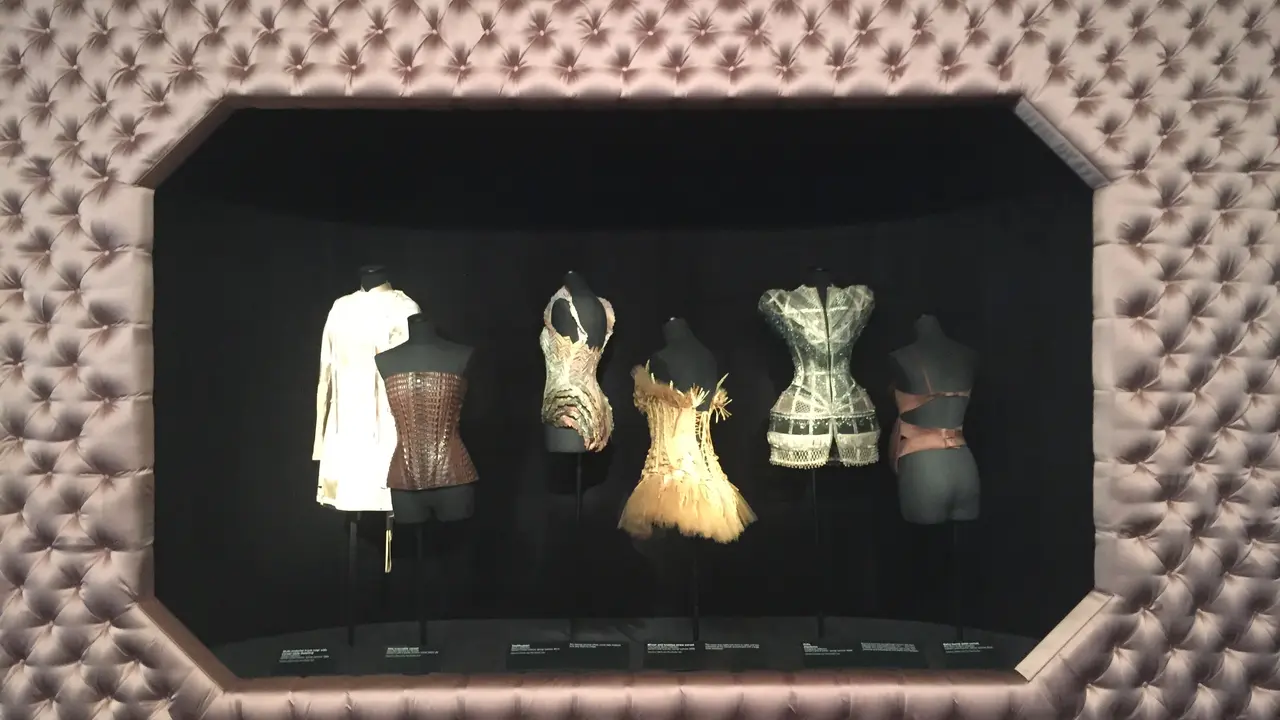 Pameran Jean Paul Gautier di Melbourne Menakjubkan