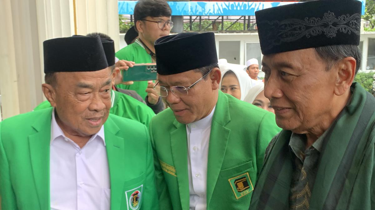 Datangi Markas PPP, Wiranto Serahkan Daftar Eks Kader Hanura Jadi Caleg Potensial