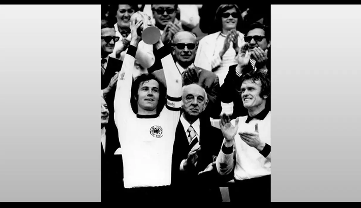 Kegembiraan Jerman Barat saat menjadi juara Piala Dunia FIFA 1974 di Jerman Barat (fifa.com)