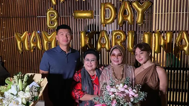 6 Potret Kedekatan Ibunda Nikita Willy dan Indra Priawan, Besan yang Kompak