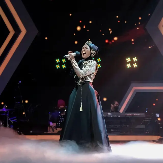 6 Potret Diajeng Roro The Voice Kids Indonesia yang Curi Perhatian