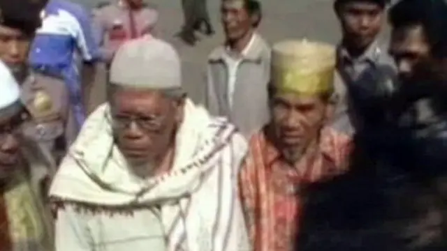 Tuntut Ganti Rugi, Akses Bandara Bima Kembali Diblokir