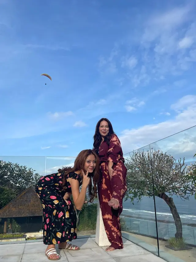 7 Kebersaman Natalie Zenn dan Irene Librawati, Kompak Jadi Ibu dan Anak di Sinetron