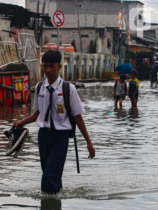Terdapat 11 wilayah di kawasan pesisir Jakarta Utara yang berpotensi terdampak banjir rob. (Liputan6.com/Angga Yuniar)