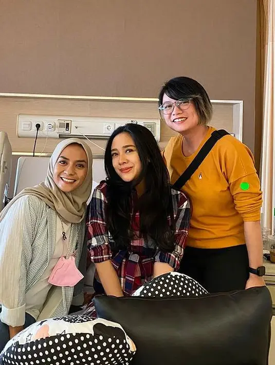 <p>[Instagram/leonyvh]</p>