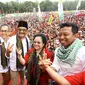 Pasangan Djarot Saiful Hidayat-Sihar Sitorus bersama Ketum PDIP Megawati Soekarnoputri dan Ketum PPP Romahurmuziy (Liputan6.com/Reza Efendi)